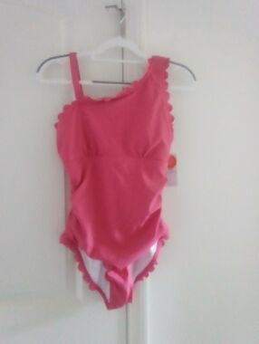 CHARMO One-Shoulder Pink Scalloped Swim One Piece Bathing Suit